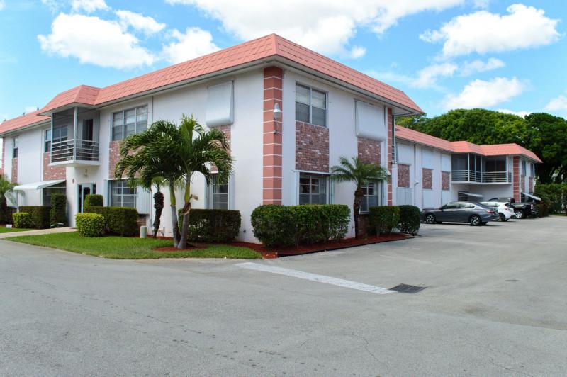 EVERETT ARMS 2 properties for sale, Pompano Beach,33064 FL. Boca