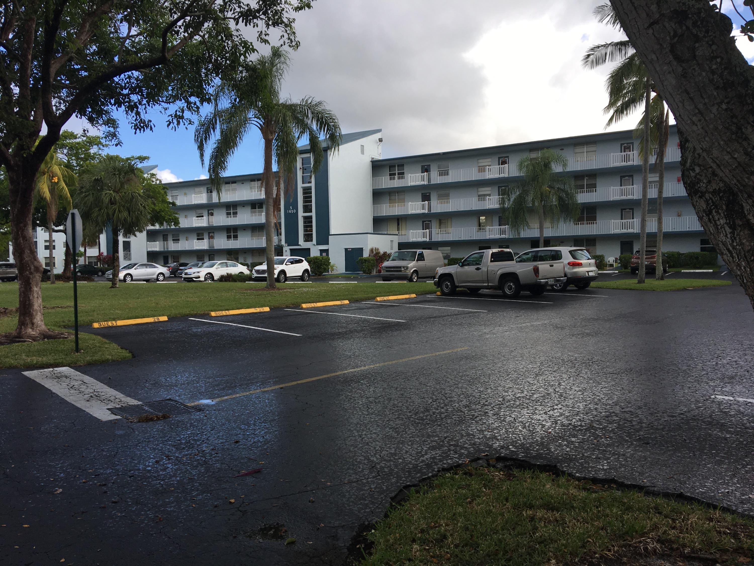 PALM SPRINGS 15 properties for sale, Margate,33063 FL. Boca Agency